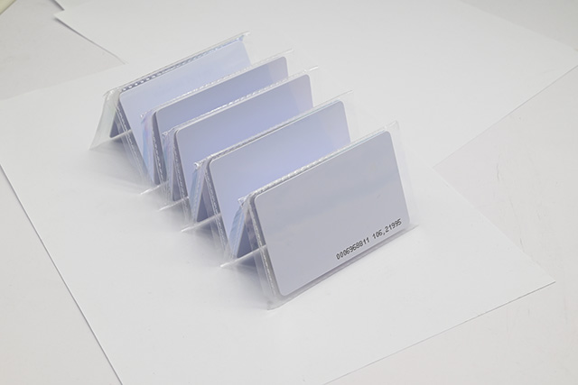 如何利用會員卡的制作來吸引顧客呢? 如何利用會員卡的制作來吸引顧客呢?