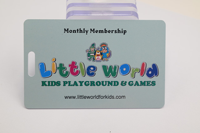 桂林新區國稅局實行“辦稅服務一卡通”，大大縮短了辦稅時間