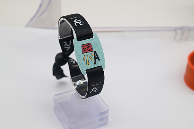 銀行滴膠卡升級在即，國產(chǎn)芯片及滴膠卡生產(chǎn)制作廠家都準(zhǔn)備好了嗎？