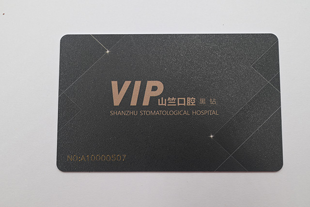 會(huì)員PVC卡制作比紙品印刷更復(fù)雜,工序更多 會(huì)員PVC卡制作比紙品印刷更復(fù)雜,工序更多